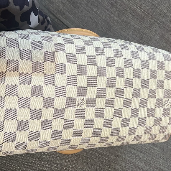 Purse - Picture 6 of 6